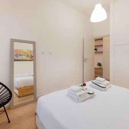 Longhena, 7 - Total White Apartment Milan Exterior photo