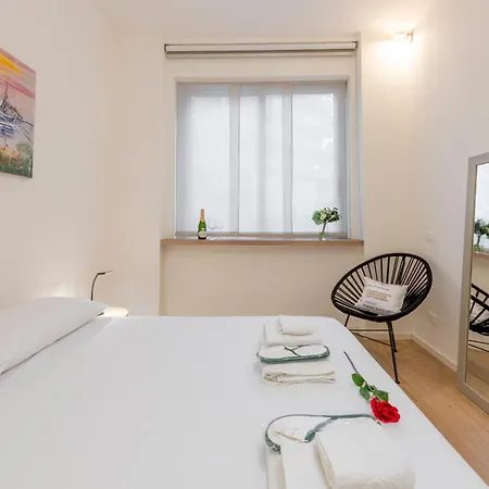 Longhena, 7 - Total White Apartment Milan Exterior photo
