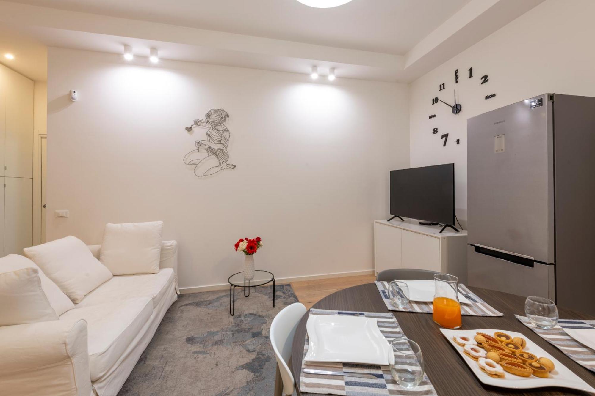 Longhena, 7 - Total White Appartement